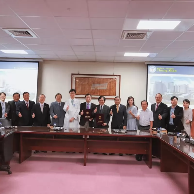 Ký kết hợp tác y khoa giữa Trường đại học y Trung Sơn và Trường cao đẳng y Đồng Tháp