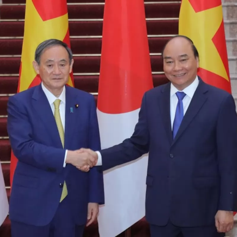 Thủ tướng Nhật cam kết hỗ trợ khẩn cấp Việt Nam khắc phục lũ lụt