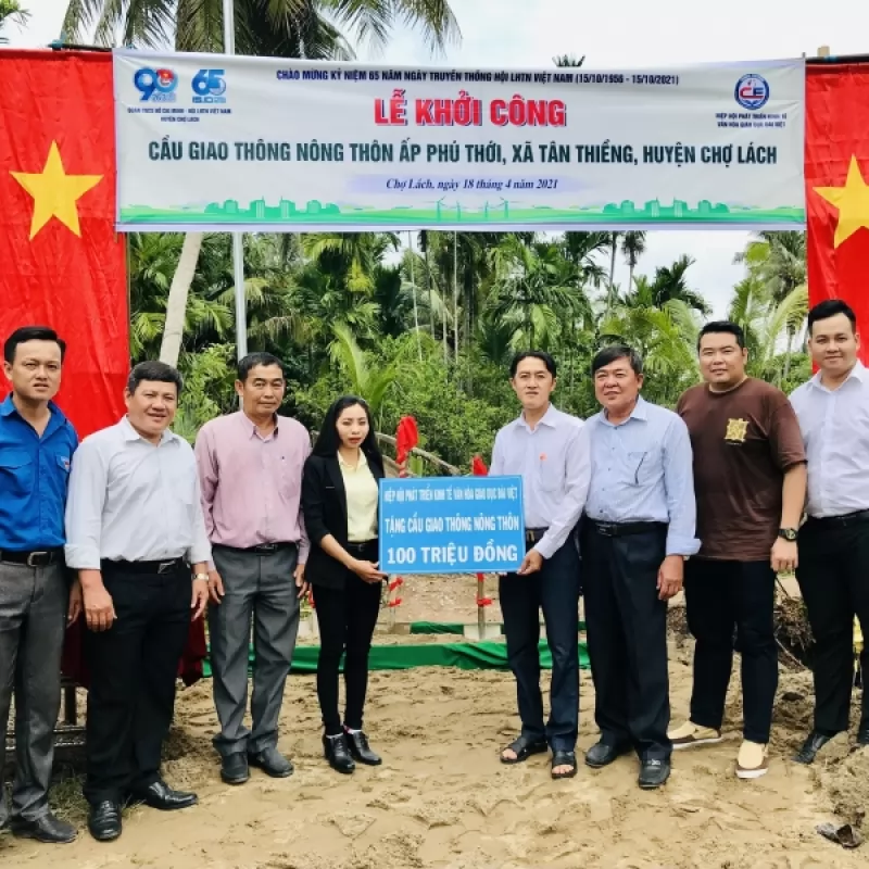 Khởi công xây dựng cầu giao thông nông thôn trên địa bàn tỉnh Bến Tre